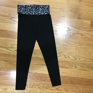 BRAND NEW PINK leggings